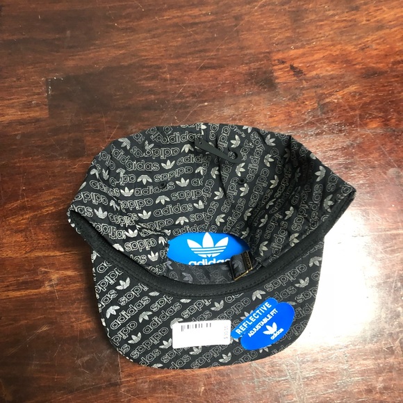 Adidas Logo SnapBack one size fits all - Picture 5 of 5